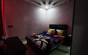 Chambre Prive Private Room Aeroport Mohamed 5